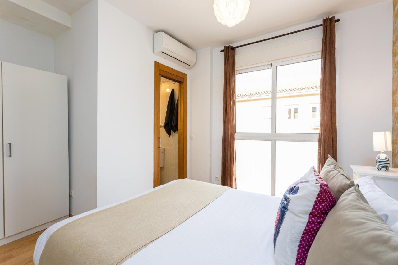Holidays2Malaga Cruz Verde City Center With Aircon & Wifi Extérieur photo