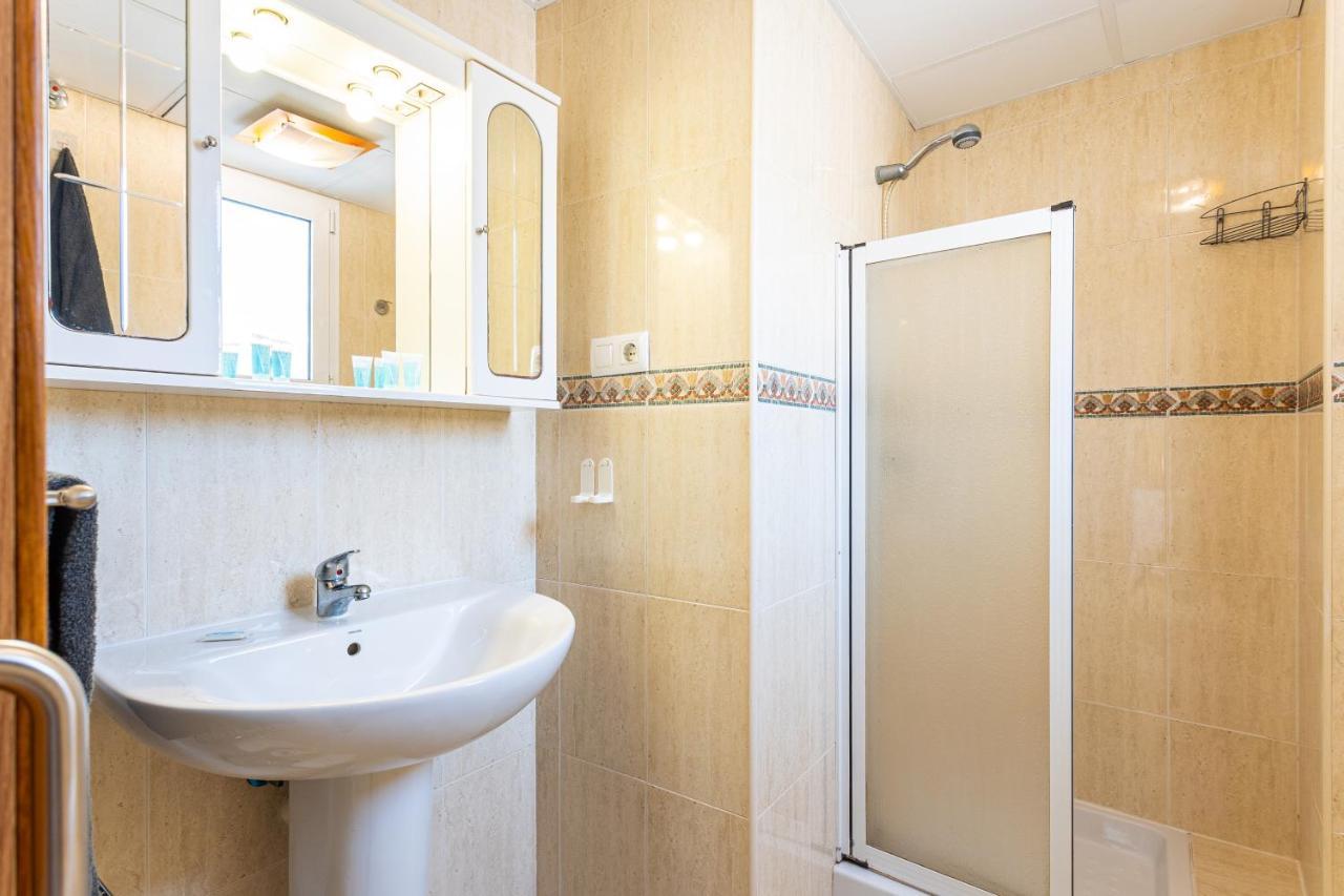 Holidays2Malaga Cruz Verde City Center With Aircon & Wifi Extérieur photo